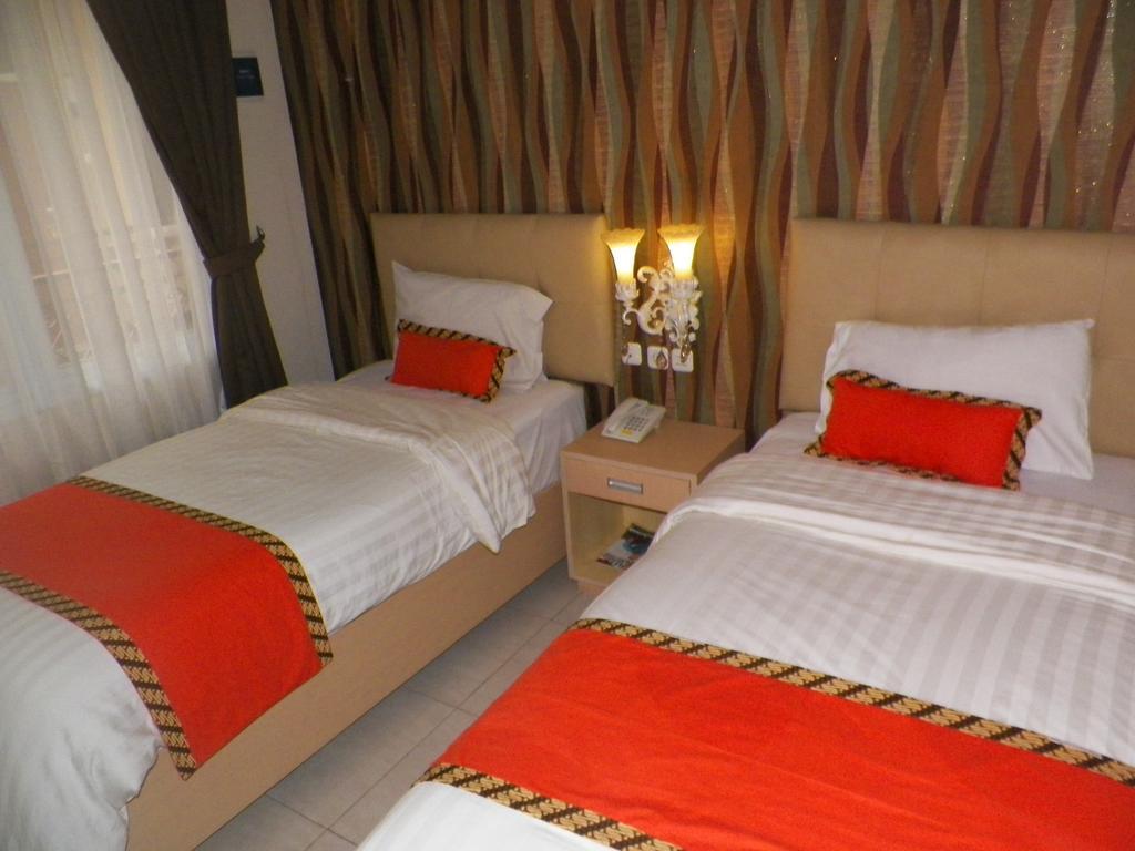 Ceria Boutique Hotel Maguwo Exterior foto