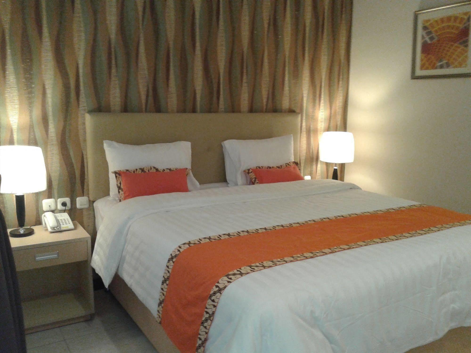 Ceria Boutique Hotel Maguwo Exterior foto